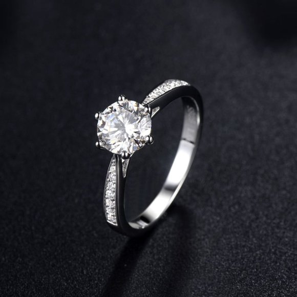 1 Carat Moissanite Solitaire Ring with 925 Sterling Silver Band D-VVS1 - Picture 1 of 9